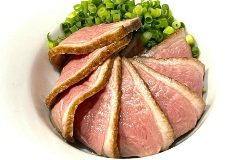 冷製合鴨醤油蒸し 750円