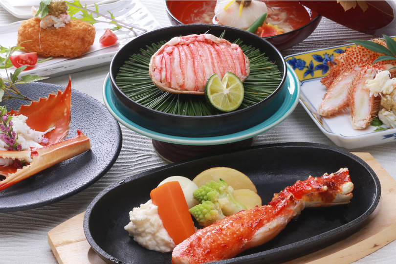 冬限定「蟹づくし会席」 17,000円<br />
※蟹の入荷が無くなり次第終了