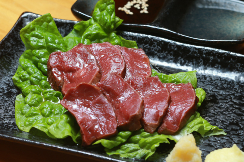 あぶりハツ刺 528円