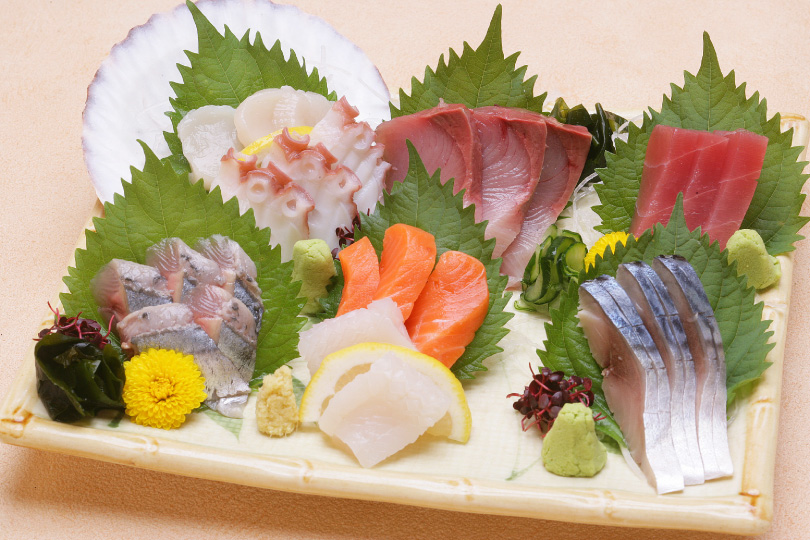 刺身大漁盛り　2,400円