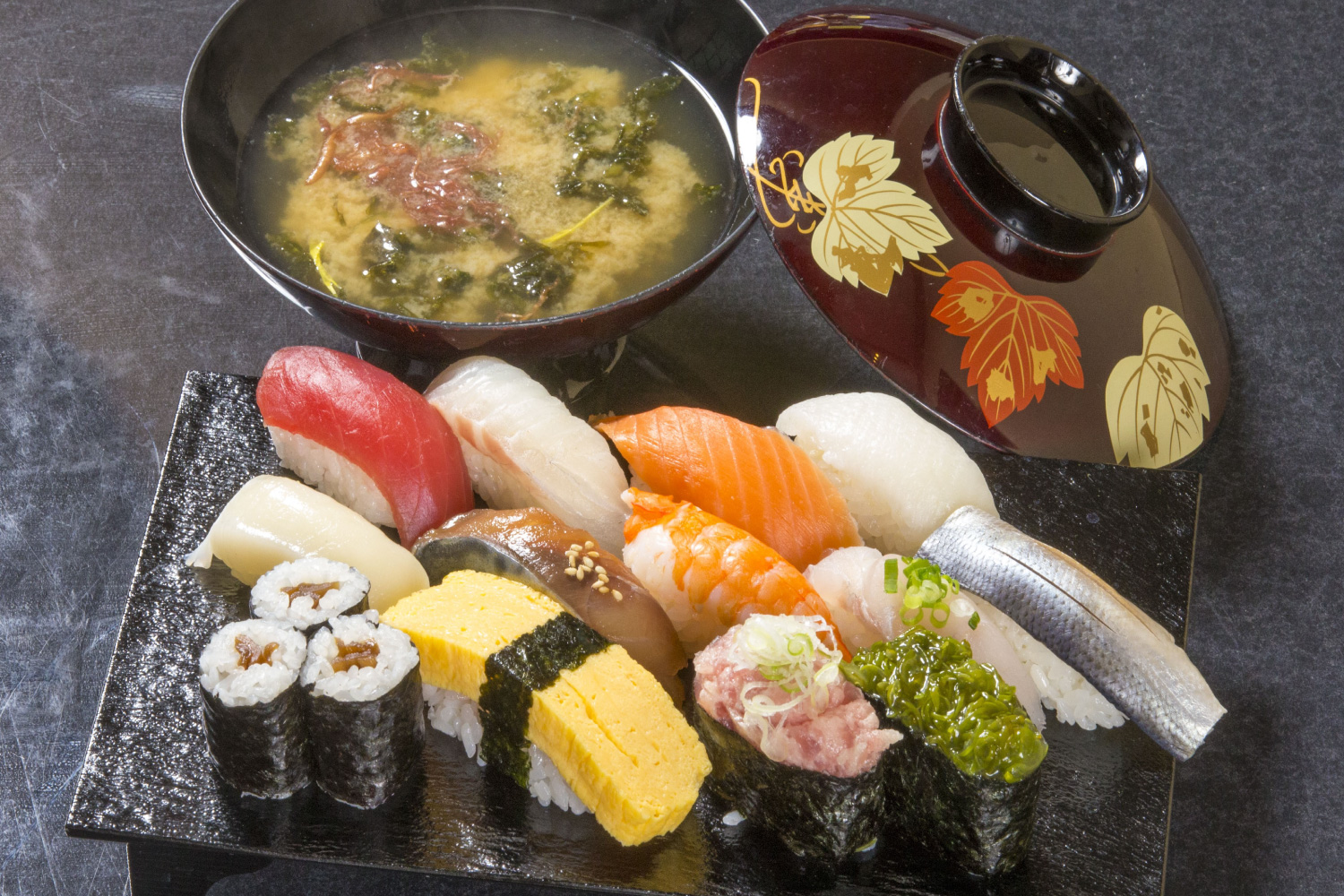平日限定　八食市場寿司　福福ランチ