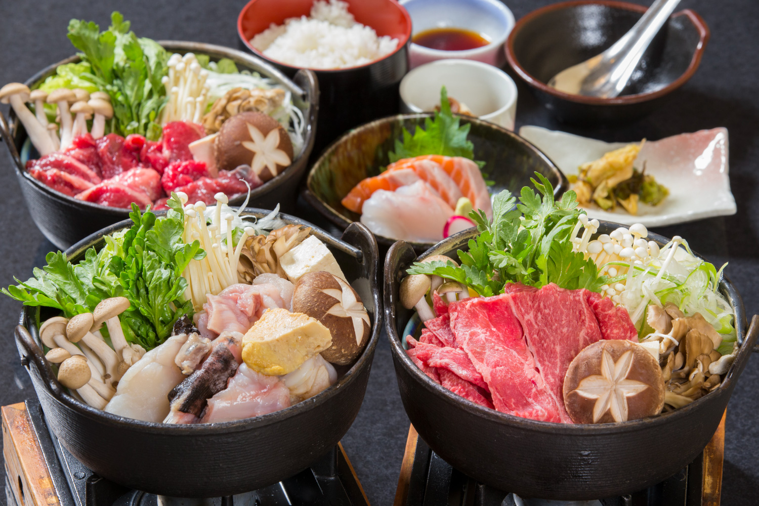 八食センターの食材大集合!!　あったか鍋まつり