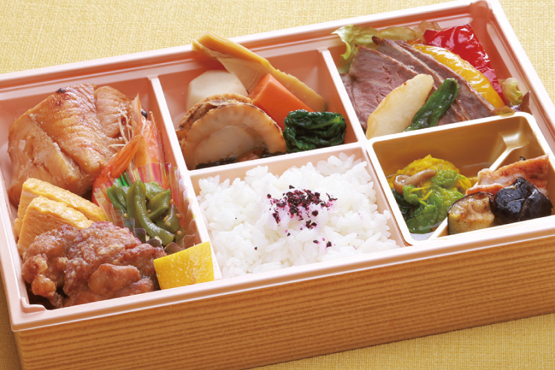 「きんき特製魚弁当」お茶付き2,100円<br />
※４個より/2日前迄に要予約