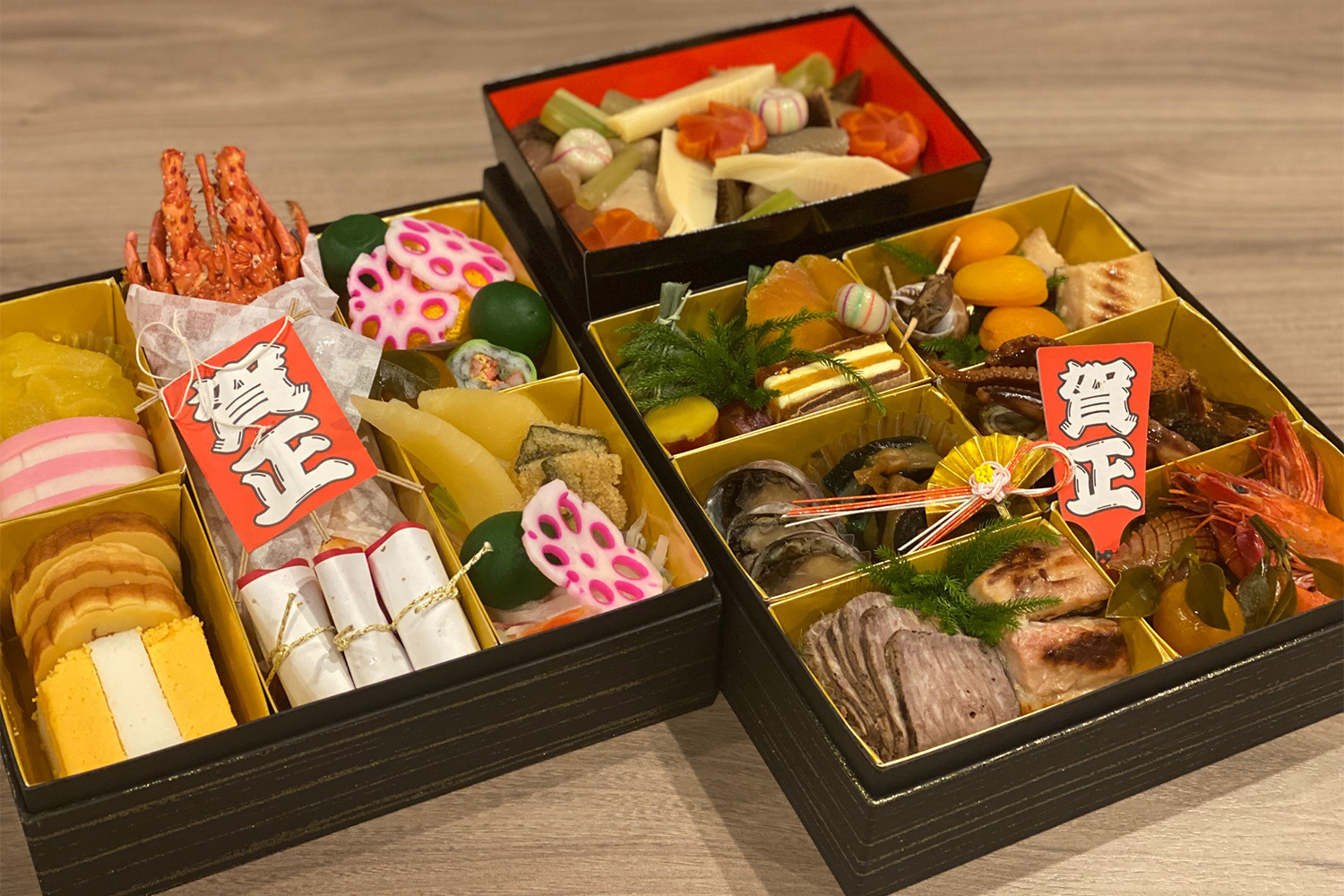 おせち承ります<br />
30,000円～