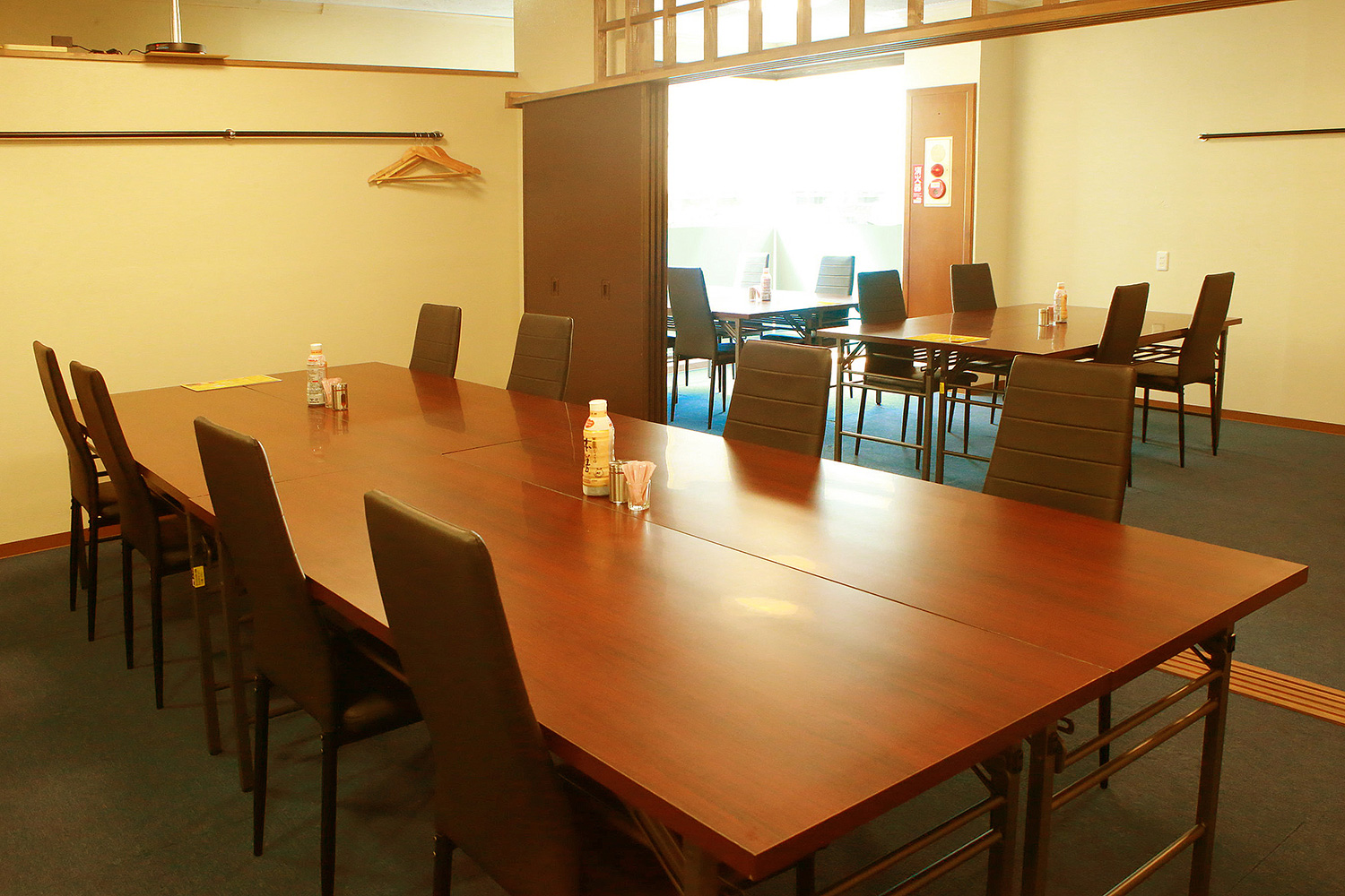 忘新年会に！30名様までご利用できる宴会場を完備（要予約）