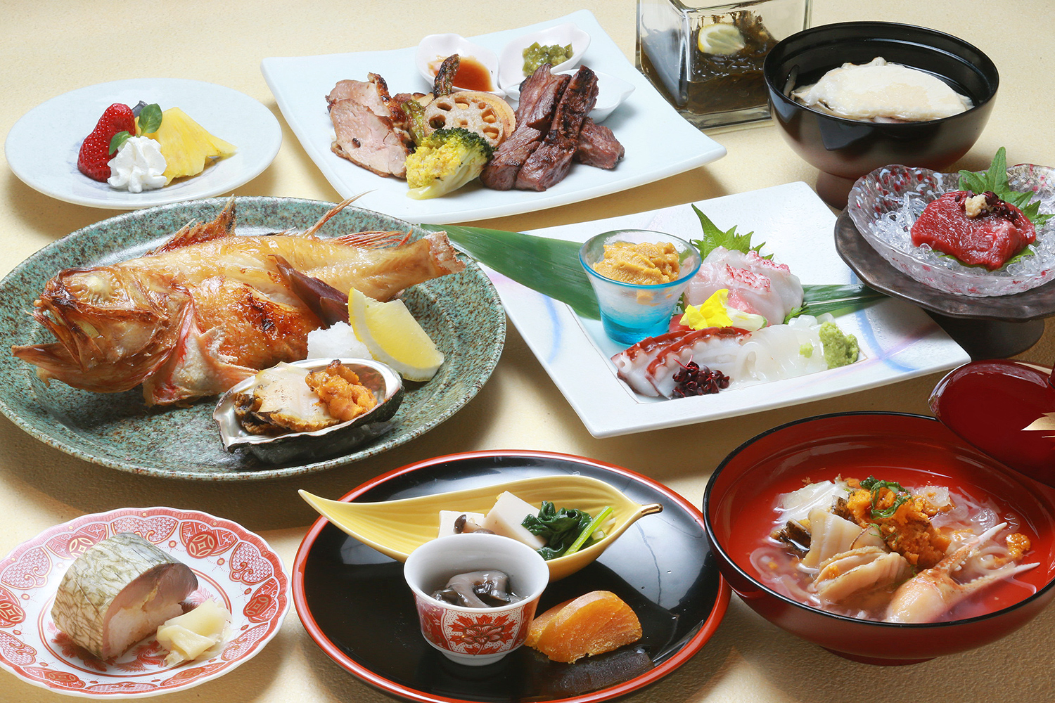 山海の恵みに舌鼓！「八戸郷土〈極〉コース」<br />
お料理9,500円