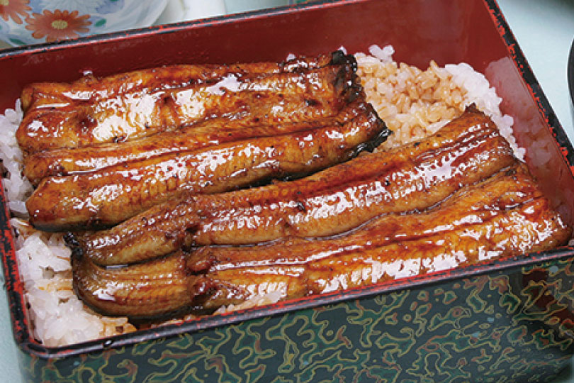 うな重もご提供しております。<br />
ぜひお楽しみください