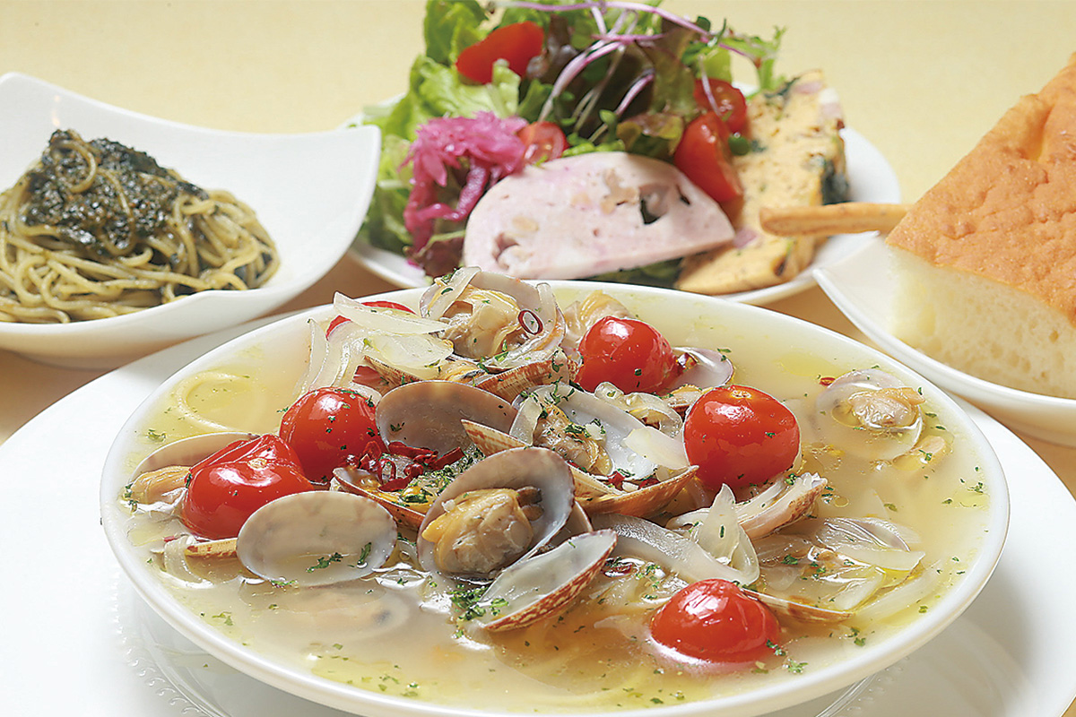 ボンゴレまみれのパスタ