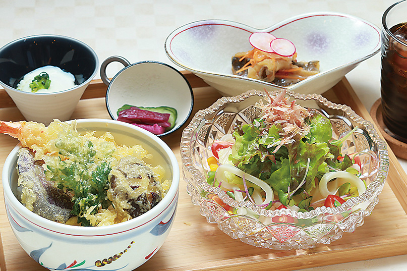 ミニうな丼ランチ