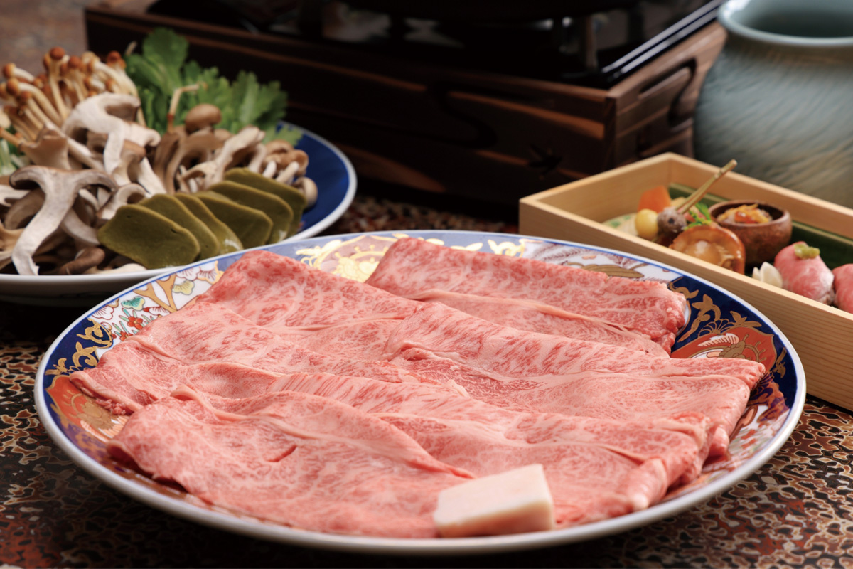 プレミアム毬姫牛コース　8,800円<small>（サービス料別）</small>