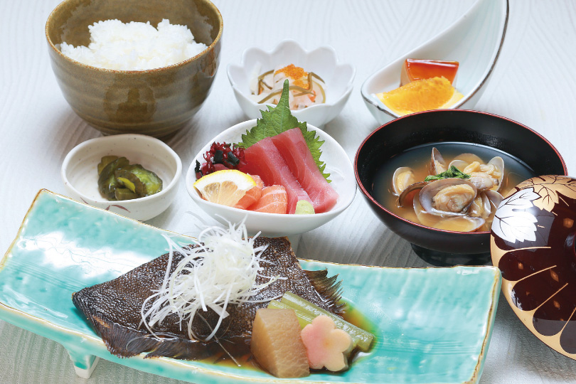 八戸自慢の八戸前冲さば定食