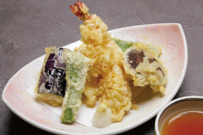 天ぷら盛り合わせ1,200円